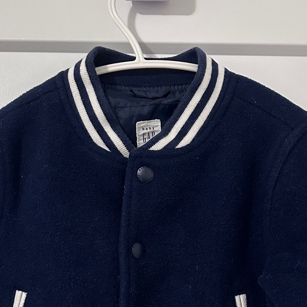 GAP Kids Wool Blend Varsity Bomber Jacket in Navy Blue W/ White Stripes Size 2T - Picture 3 of 9